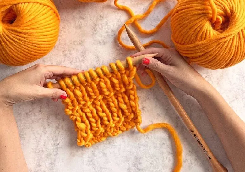 Первые шаги в вязании: что нужно знать и иметь начинающему