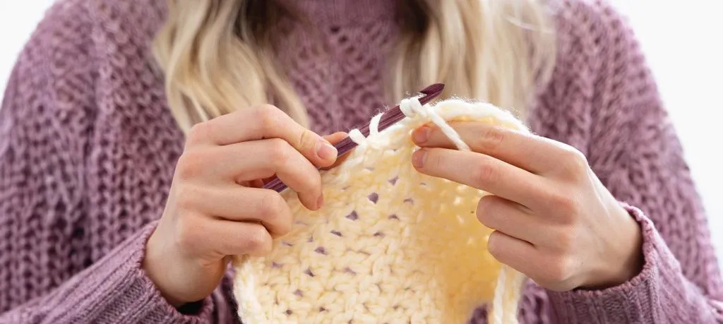 inline-vs-tapered-crochet-hooks-1.jpg inline-vs-tapered-crochet-hooks-1.jpg