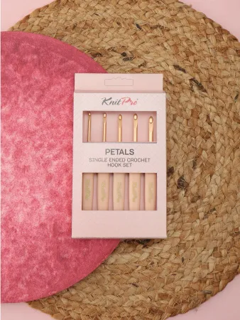 товар Набор крючков для вязания с эргономичной ручкой "Petals" /Лепестки/, 5 размеров, KnitPro, 30990 Индия