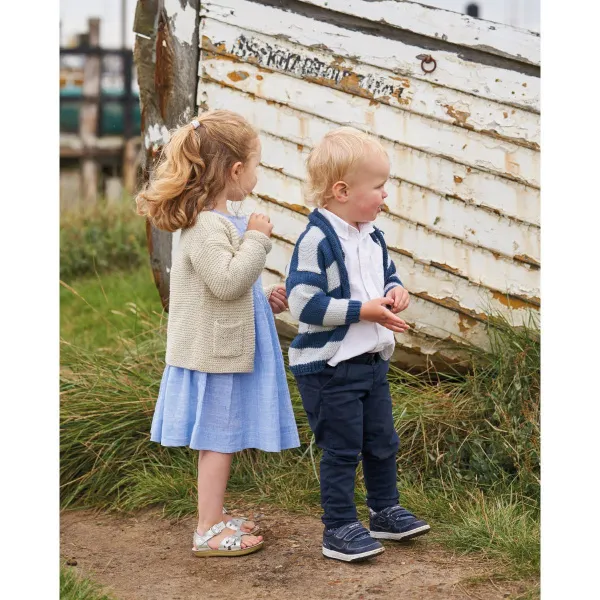 товар Книга Rowan "Essentail Toddlers", дизайнер Quail Studio, 10 моделей, 9780993590870 ROWAN