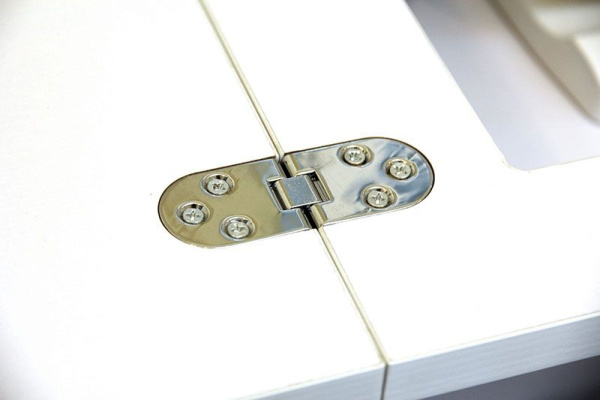 Стол раскладной для швейной машины с раскройным местом QUILTERS VISION, белый. Арт TLM.Q-W001T