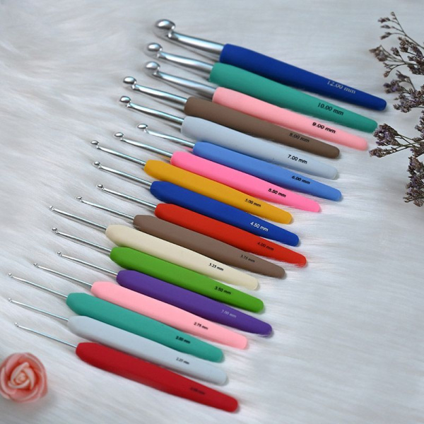 Крючок для вязания с эргономичной ручкой "Waves" 7 мм, KnitPro, 30915