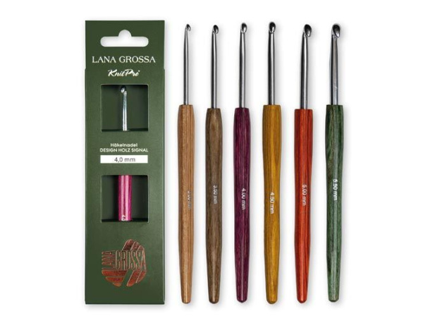 Крючок с ручкой из дерева Signal (4.0)