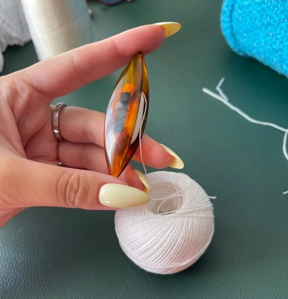 Челнок для фриволите, длина 65мм, пластик, коричневый, Prym, 611747